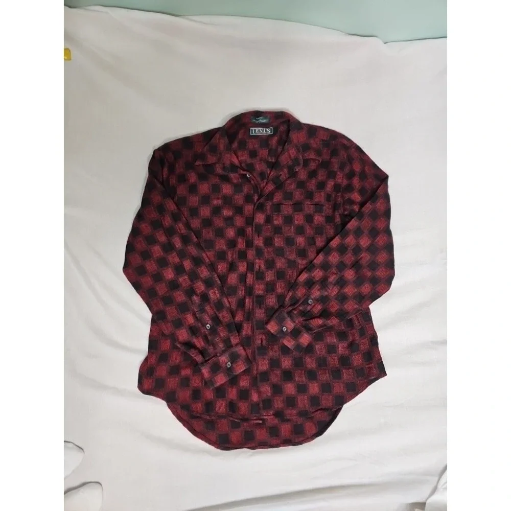 VTG Levi's Sutter Creek Portugal Red Black Checkered Flannel Shirt L‎ EUC